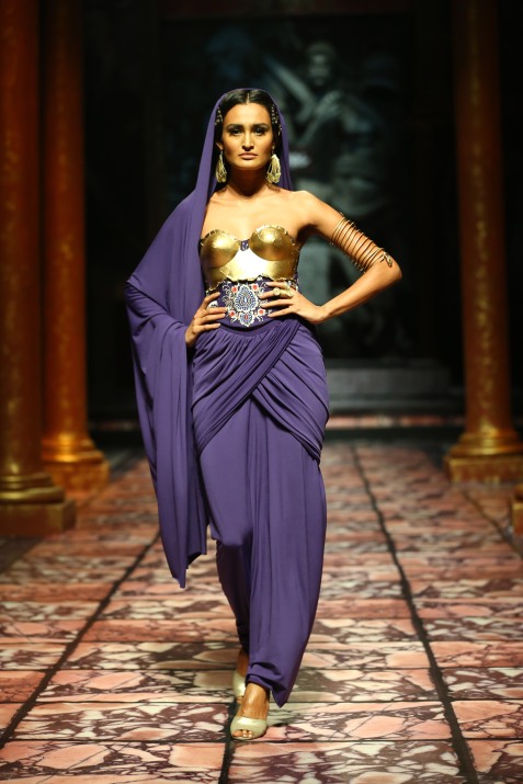 India Bridal Fashion Week Delhi 2013 - Model seen in  Suneet Varma's Collection_2